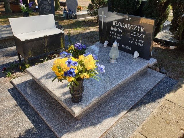 Jerzy Włodarczyk 1929 Świnoujście - Grobonet - Wyszukiwarka osób pochowanych