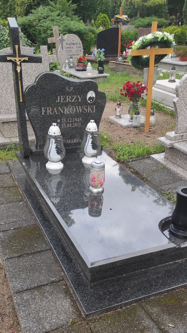 Grób Jerzy Frankowski