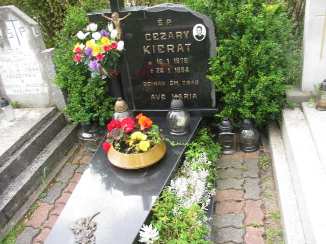 Grób Józef Kierat