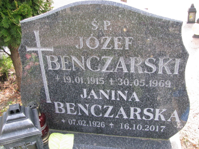 Grób Józef Benczarski