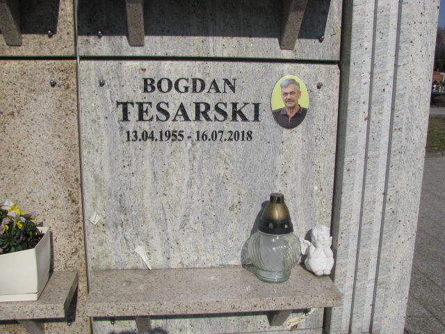 Grób Bogdan Tesarski