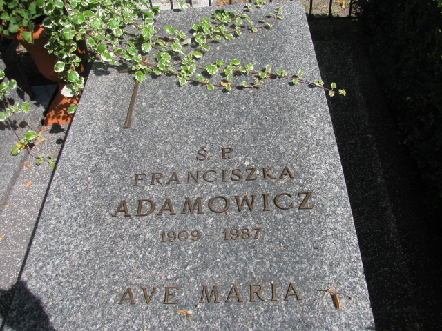 Franciszka Adamowicz 1909 Świnoujście - Grobonet - Wyszukiwarka osób pochowanych