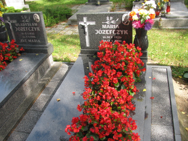 Grób Maria Józefczyk