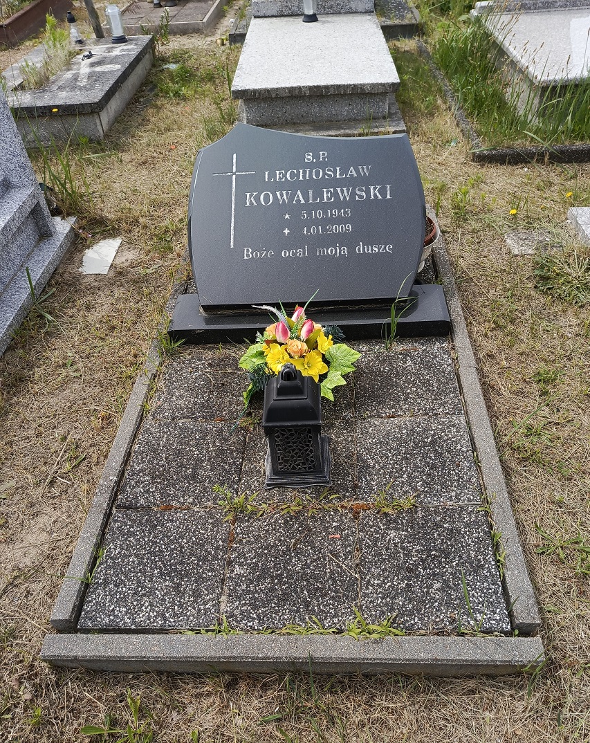 Lechosław Kowalewski 1943 Świnoujście - Grobonet - Wyszukiwarka osób pochowanych