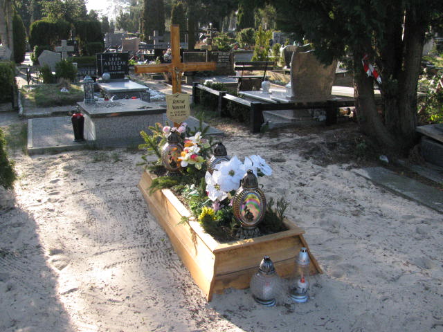 Teresa Nawrot 1936 Świnoujście - Grobonet - Wyszukiwarka osób pochowanych