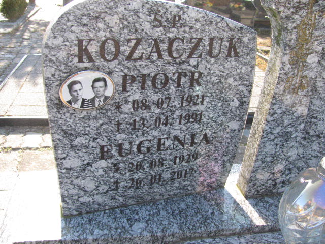 Grób Piotr Kozaczuk