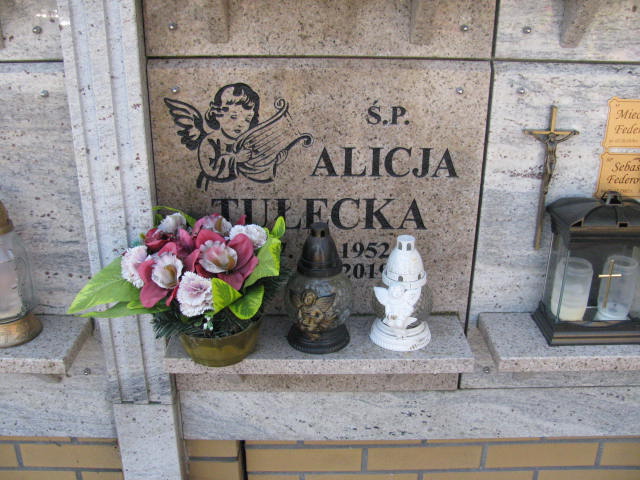 Alicja Tułecka-Wawrocka 1952 Świnoujście - Grobonet - Wyszukiwarka osób pochowanych