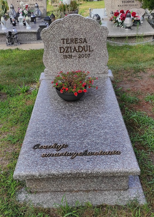 Grób  Teresa Dziadul