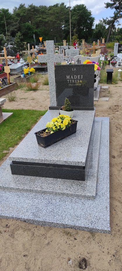 Teresa Madej 1940 Świnoujście - Grobonet - Wyszukiwarka osób pochowanych