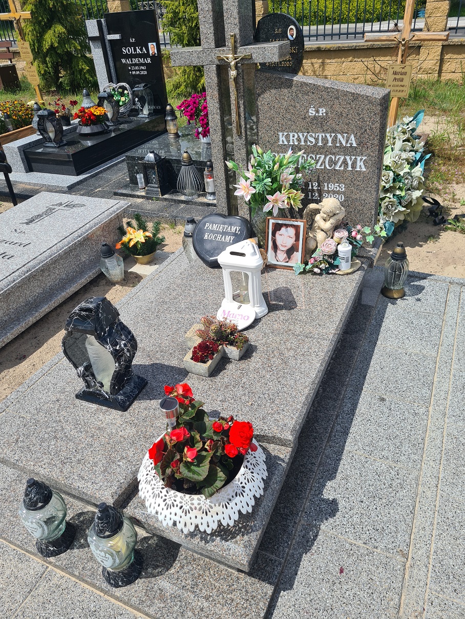 Krystyna Grzeszczyk 1953 Świnoujście - Grobonet - Wyszukiwarka osób pochowanych